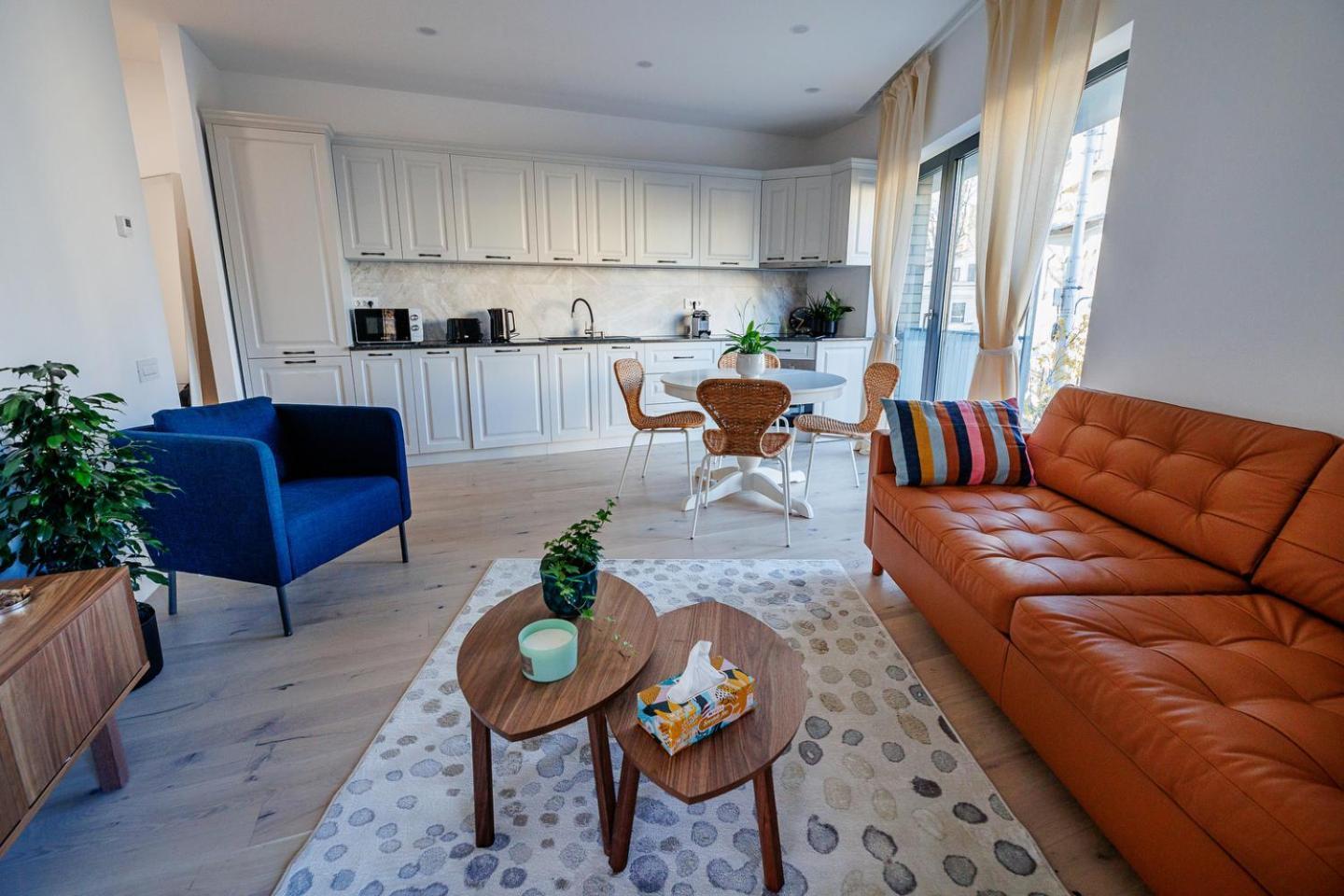 בוקרשט The Corner Luxe Apartment מראה חיצוני תמונה