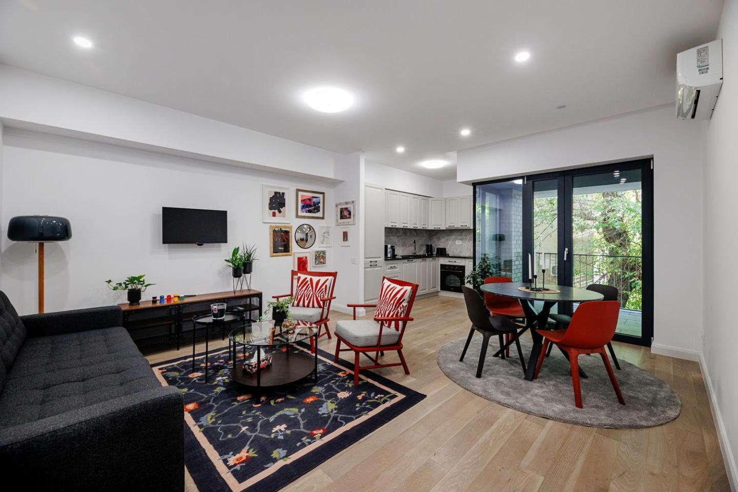 בוקרשט The Corner Luxe Apartment מראה חיצוני תמונה