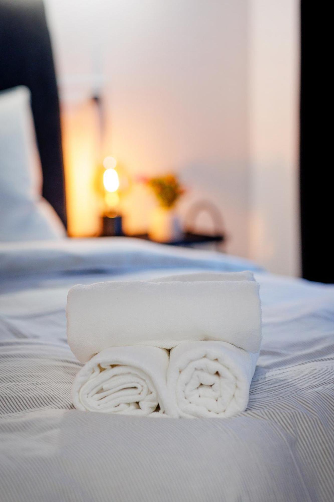 בוקרשט The Corner Luxe Apartment מראה חיצוני תמונה